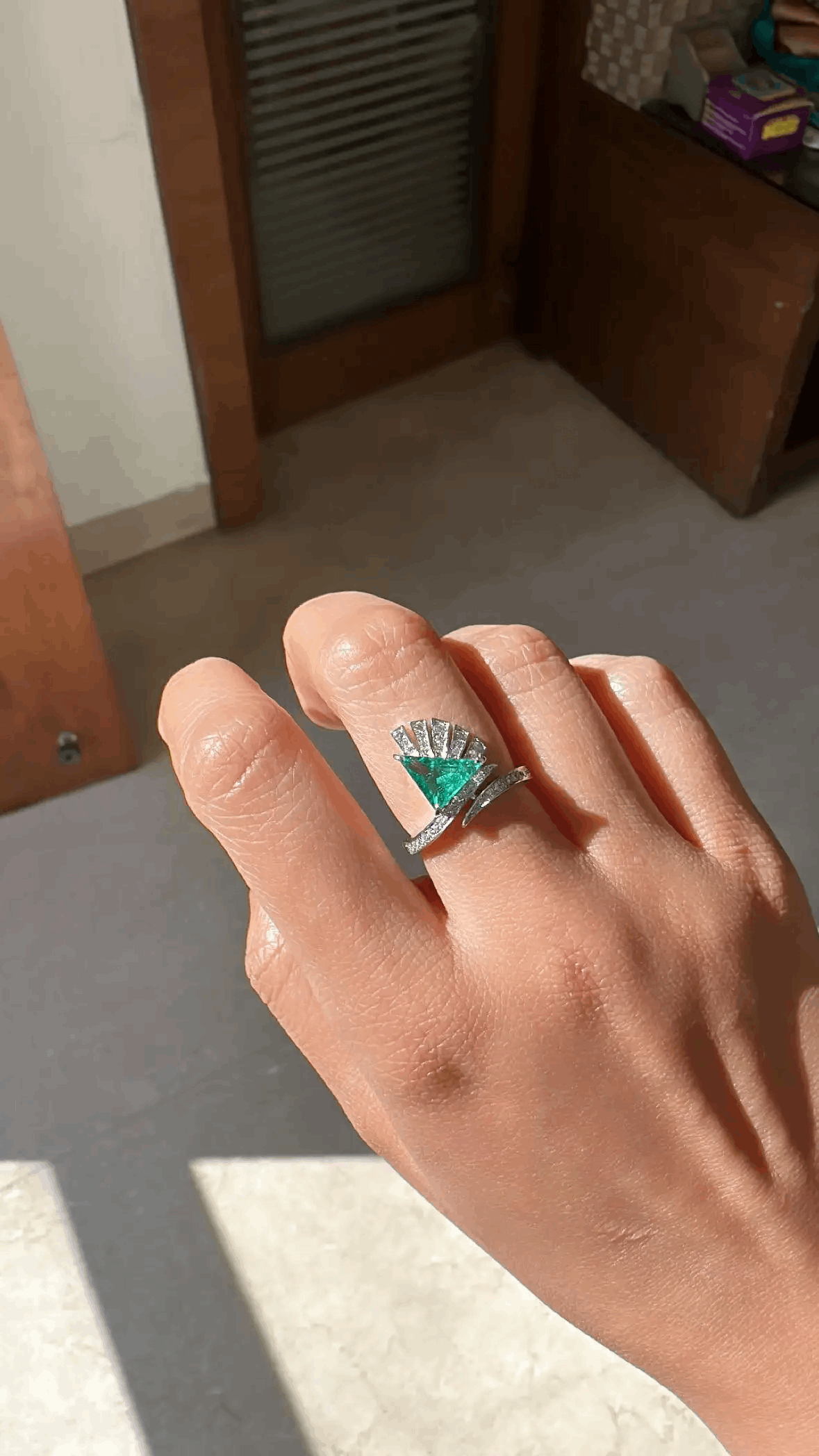 diamond and emerald ring