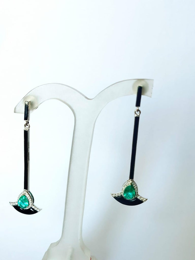 1.21 carats Natural Emerald, Black Enamel & Diamonds Chandelier Earrings
