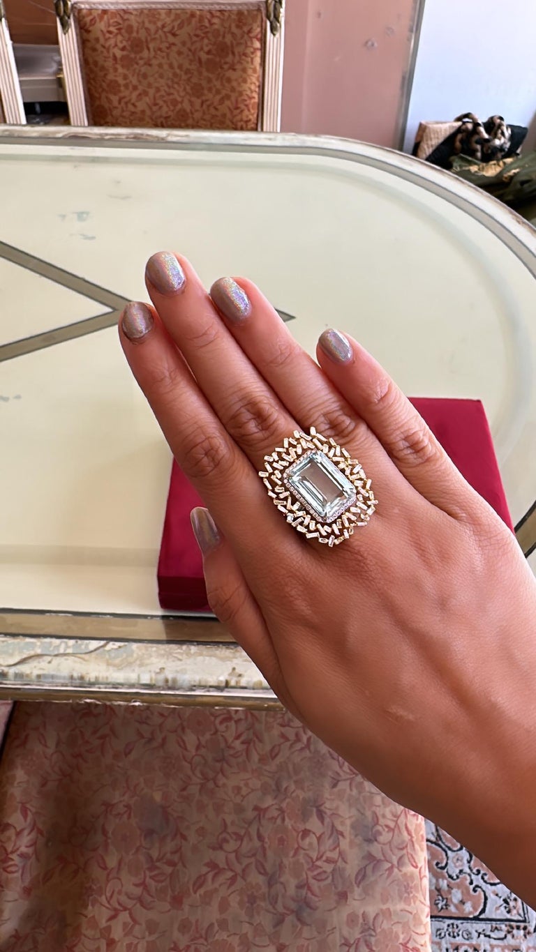11.56 Carats Aquamarine & 1.62 Carats Yellow Baguette Diamonds Cocktail Ring