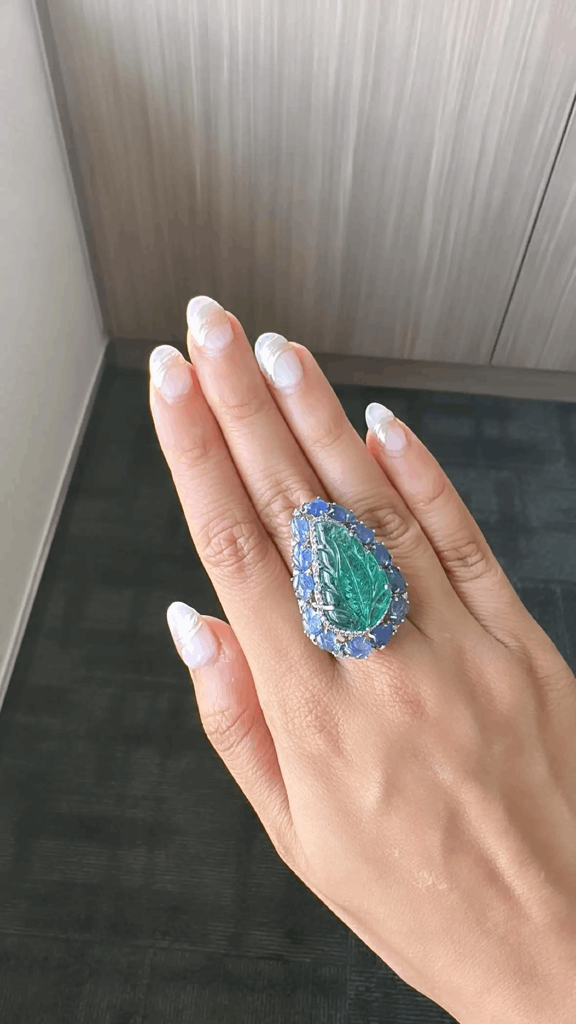 blue sapphire rings