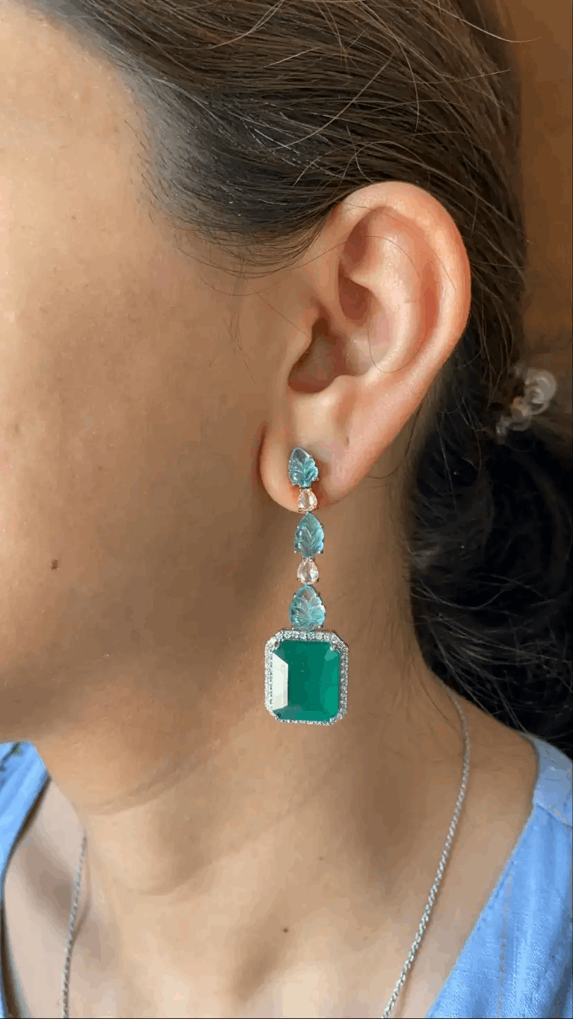 Dangle earrings