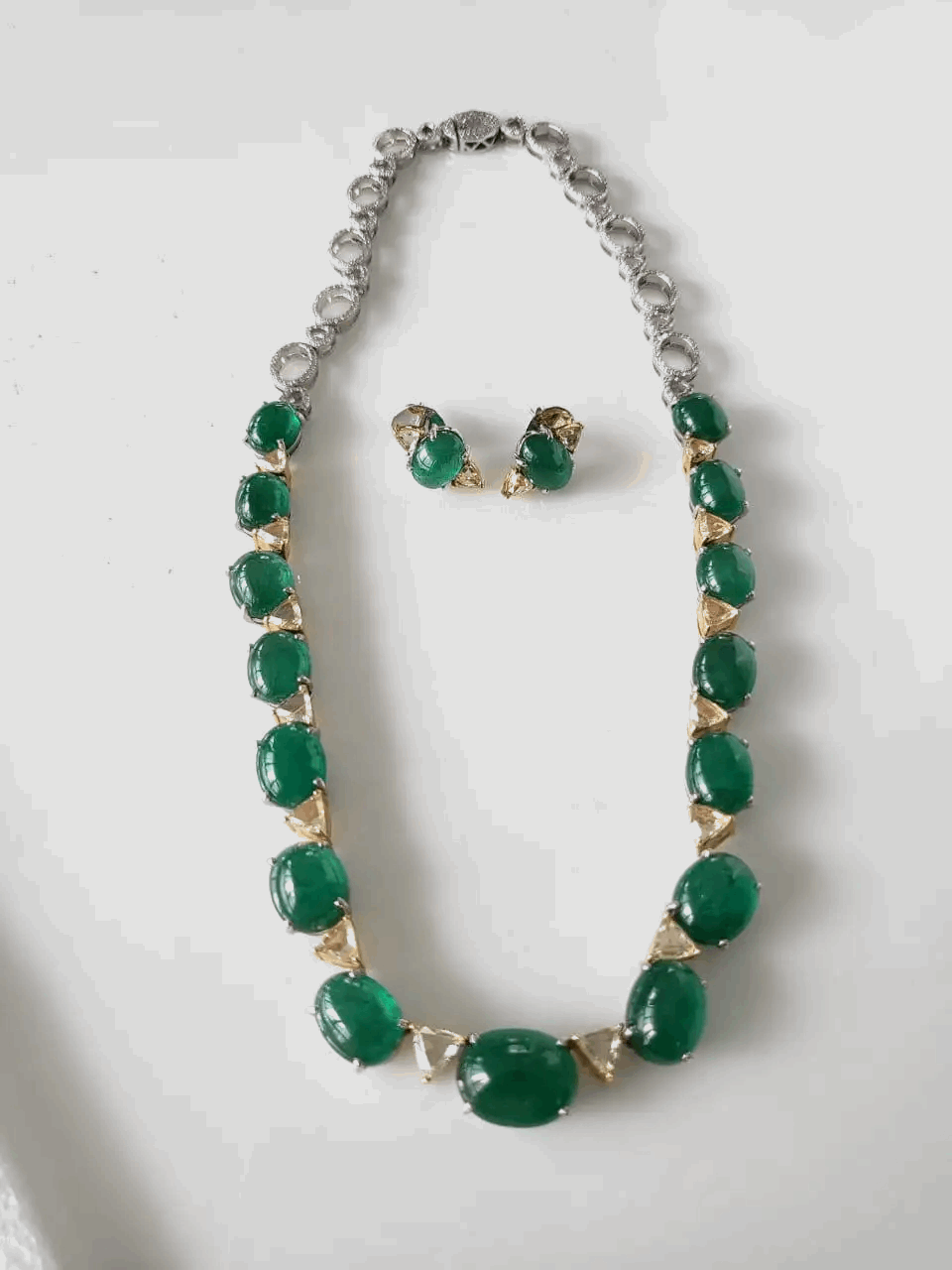 emerald diamond necklace