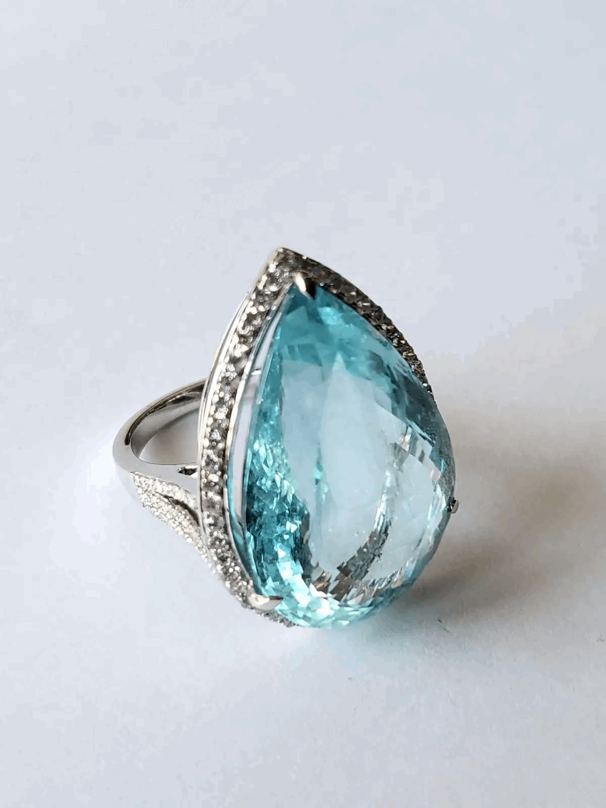 aquamarine engagement ring