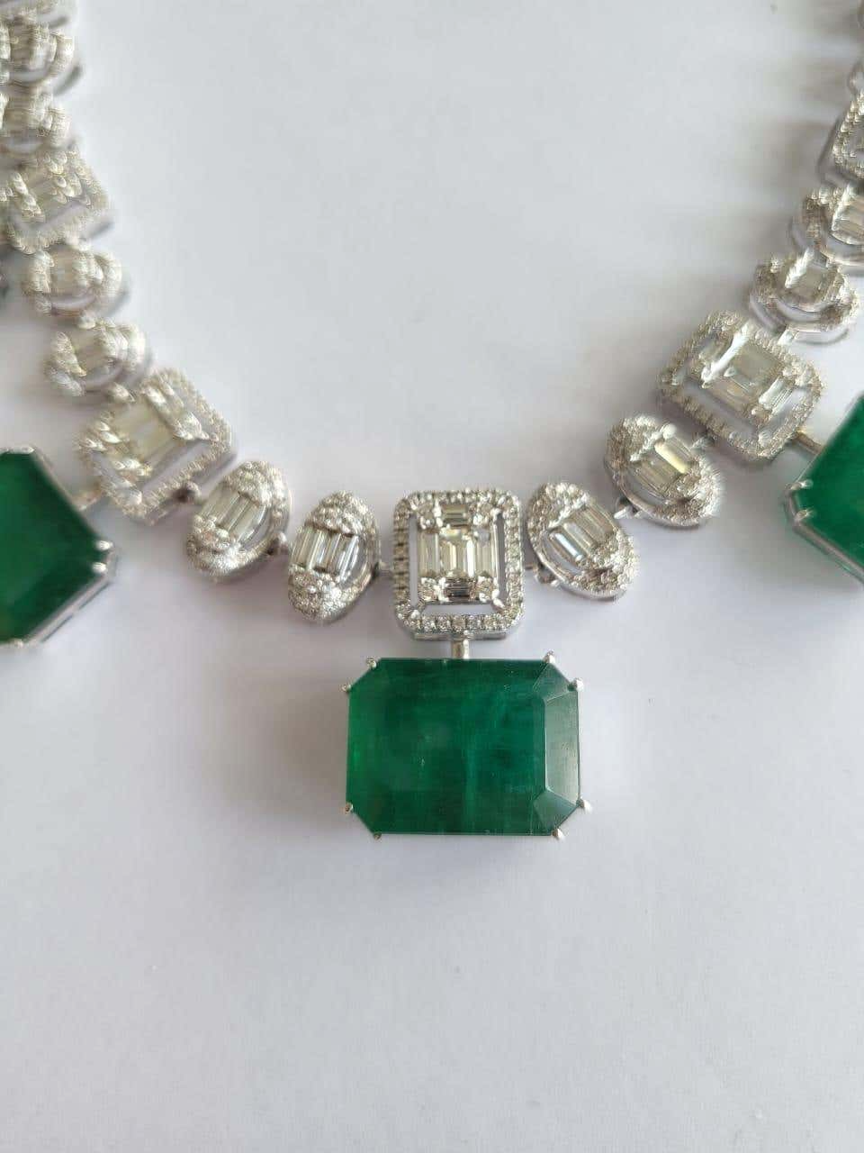 emerald gemstone jewelry