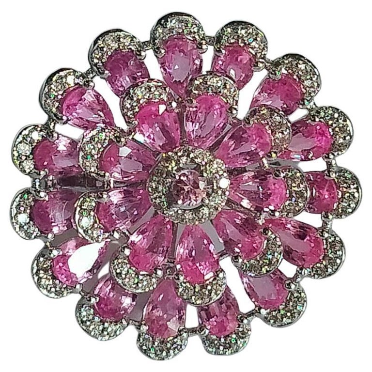 Set in 18K White Gold, 5.82 carats, Pink Sapphires & Diamonds Cocktail Ring