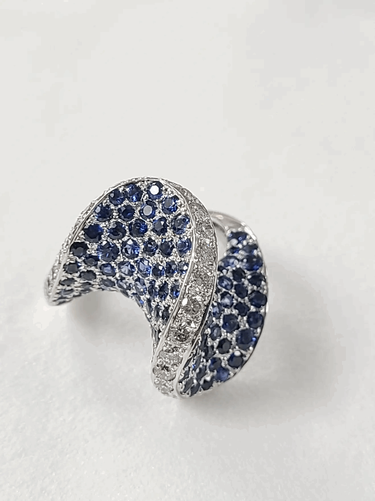 sapphire engagement ring vintage