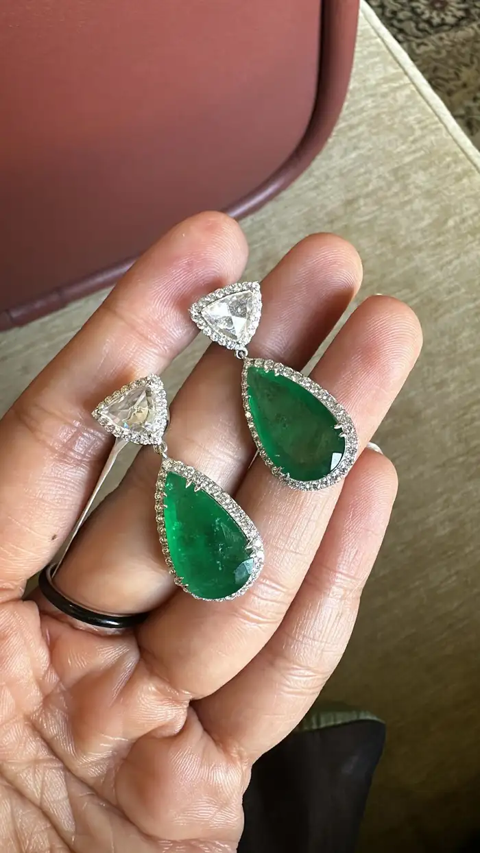 18K Gold, 15.01 carats Zambian Emeralds & Rose Cut Diamonds Drop Earrings