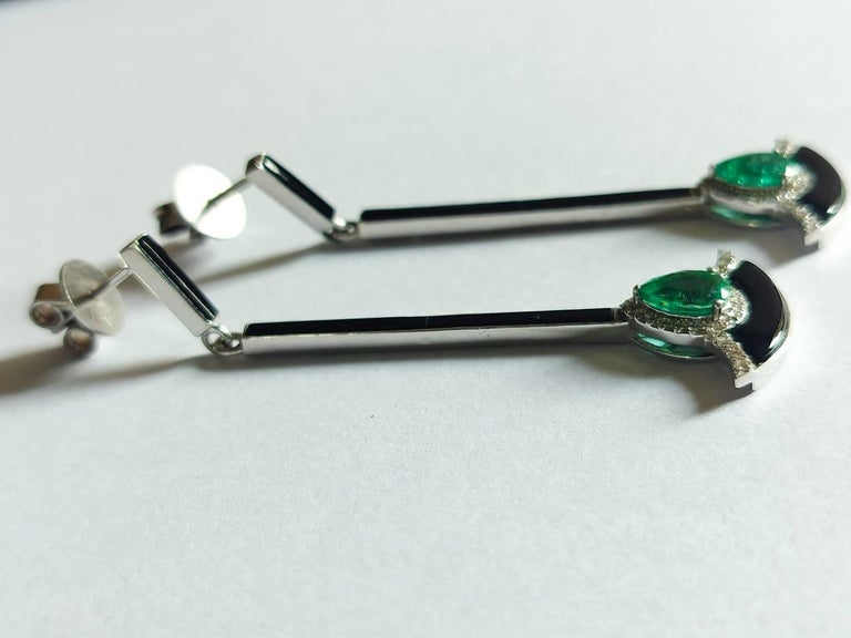 1.21 carats Natural Emerald, Black Enamel & Diamonds Chandelier Earrings
