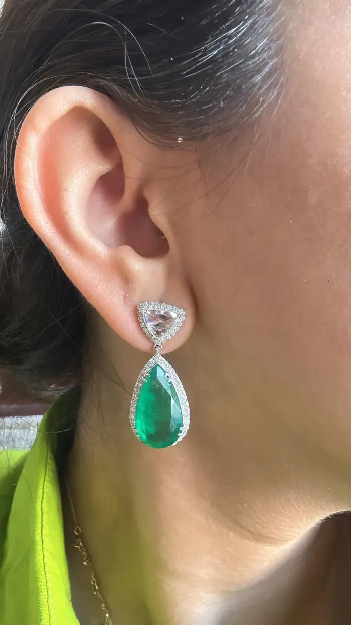 18K Gold, 15.01 carats Zambian Emeralds & Rose Cut Diamonds Drop Earrings