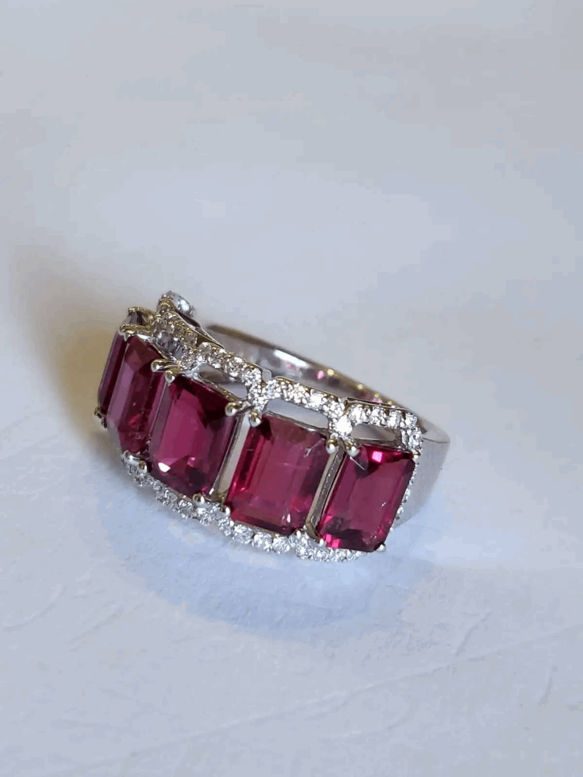 red ruby rings