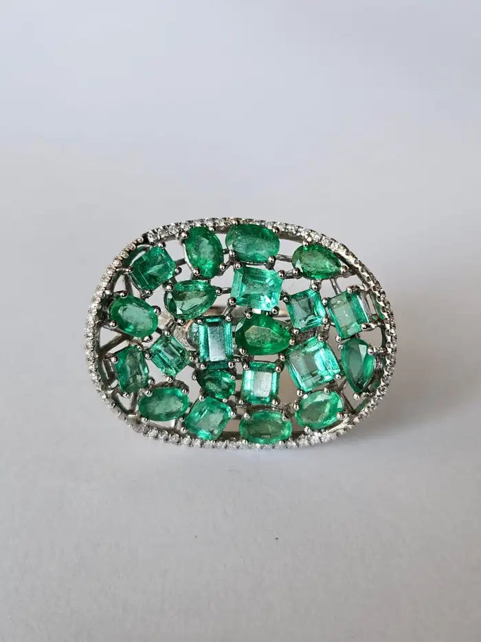 18k White Gold Handmade Statement Ring - Natural Zambian Emerald & Diamond Wedding Ring