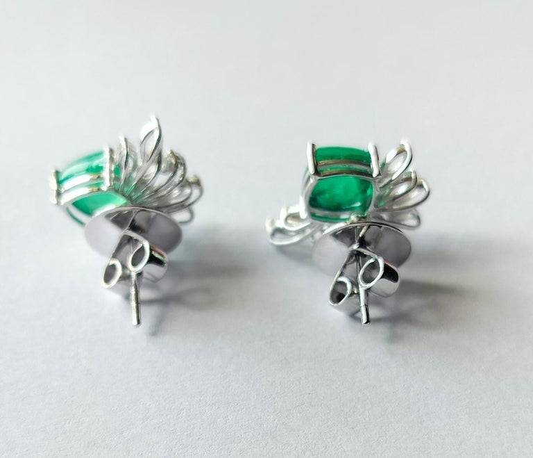 18K Gold, 4.33 Carat, Natural Emerald Sugarloaf & Diamonds Stud Earrings