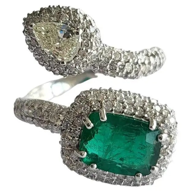 emerald ring